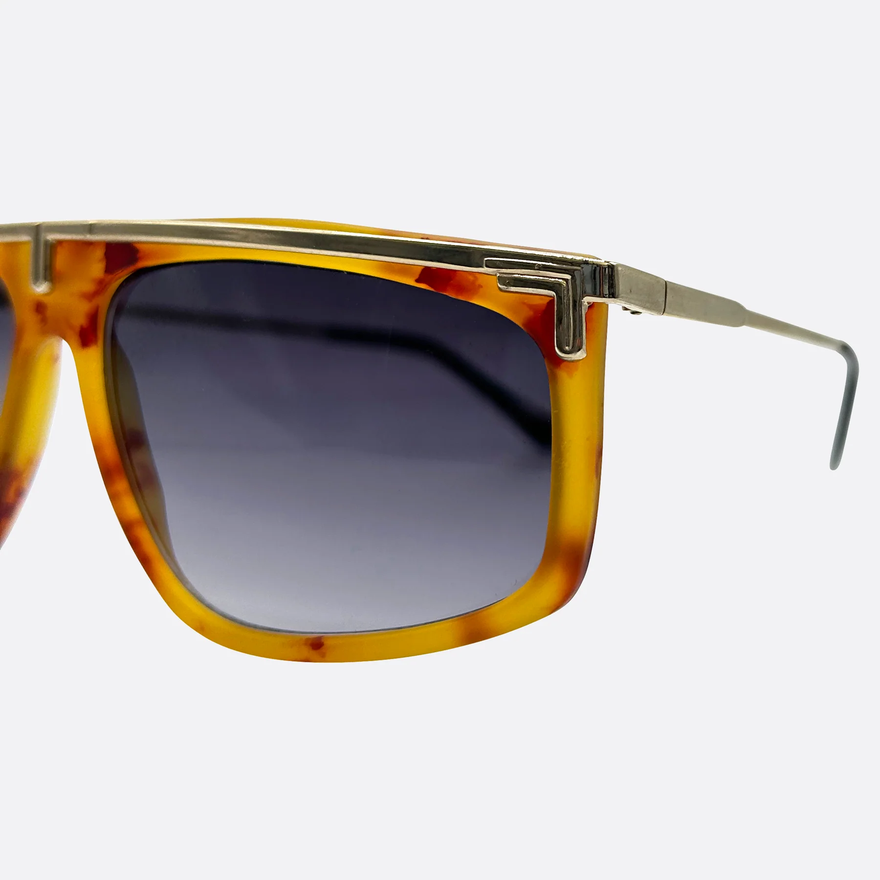 Radiant Perspectives Where Fashion Meets Modern Vision