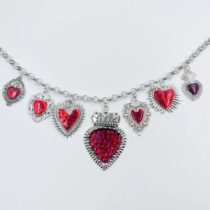 Elegant Heart-Shaped Pendant Necklace
