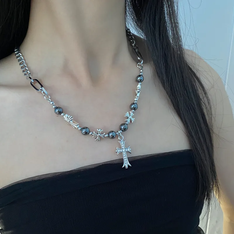 Stylish Cross Pendant Alloy Necklace