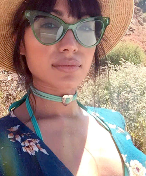 Sophisticated Glances Make Every Moment Stylish