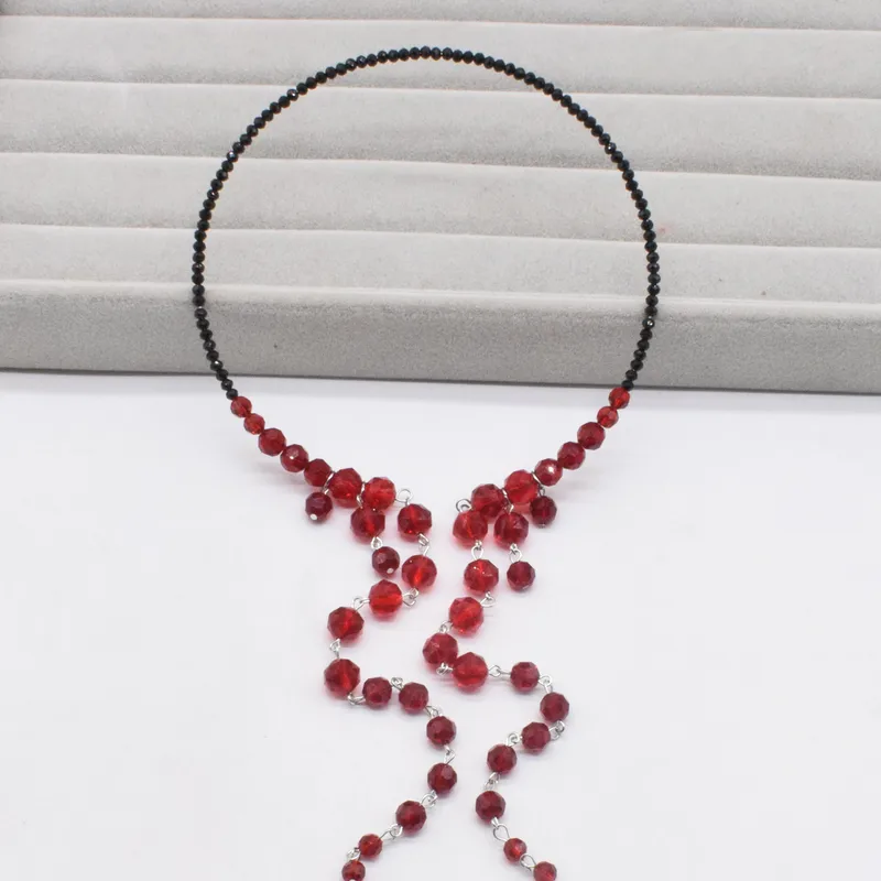 Elegant Red Beaded Necklace With Black Accents